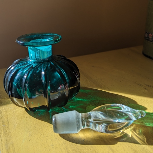 Vintage perfume bottle - Picture 4 of 6